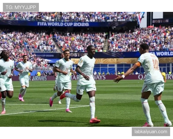 法国3-1伊拉克回顾:I组第二轮关键胜利 法国3-1伊拉克回顾:I组第二轮关键胜利